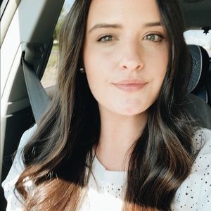 Meet your Posher, Victoria